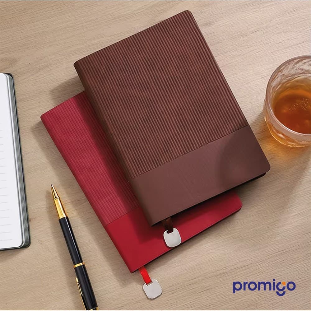 16x22 Kadife Kapak Metal Tokalı Defter – görsel 2