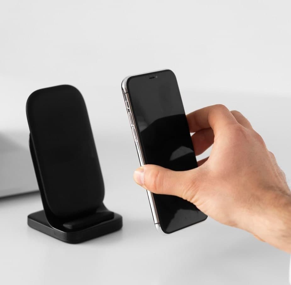Telefon Tutucu Nedir? Ne İşe Yarar?